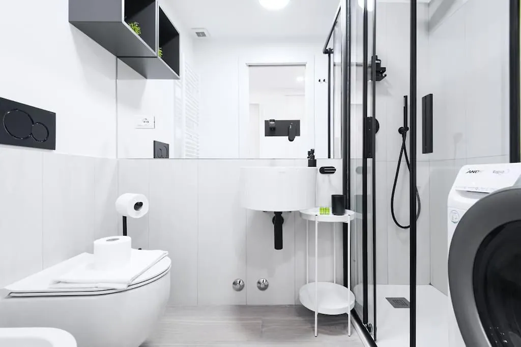 Easylife - Studio With Terrace In Porta Venezia Milan Italy