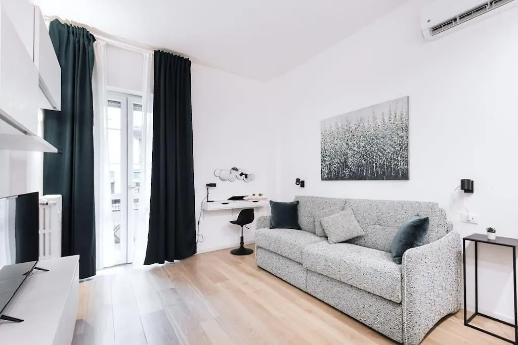 Easylife - Studio With Terrace In Porta Venezia Milano