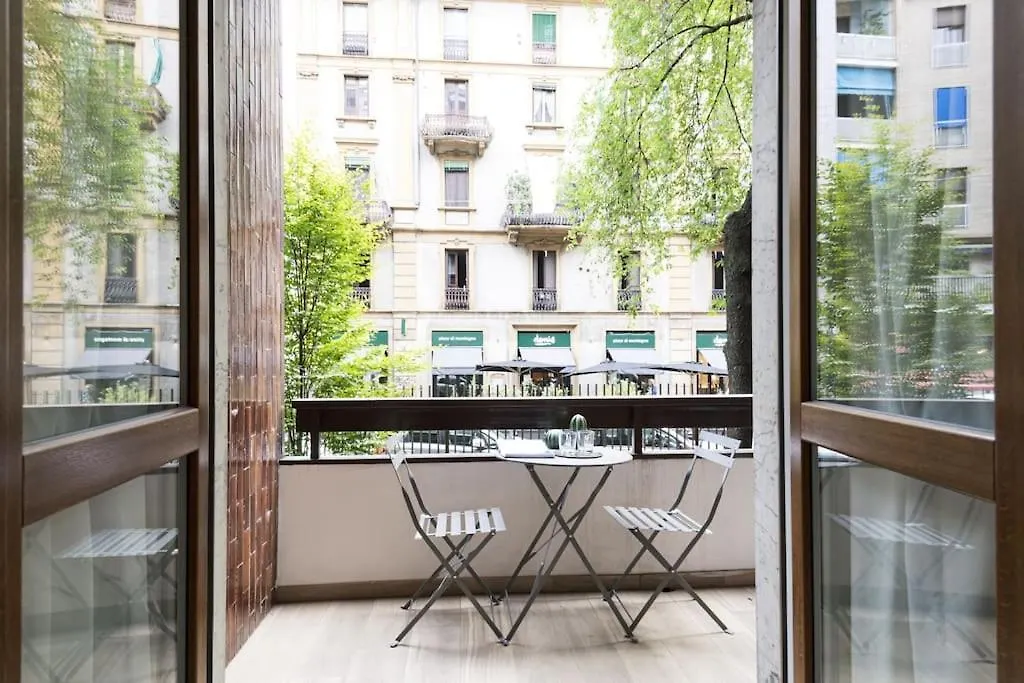 Easylife - Studio With Terrace In Porta Venezia Milano İtalya
