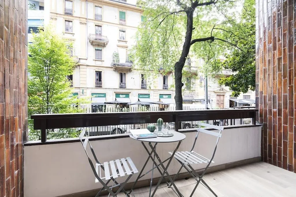 Easylife - Studio With Terrace In Porta Venezia Milano Daire