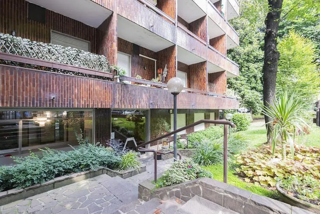 Easylife - Studio With Terrace In Porta Venezia Milano Daire